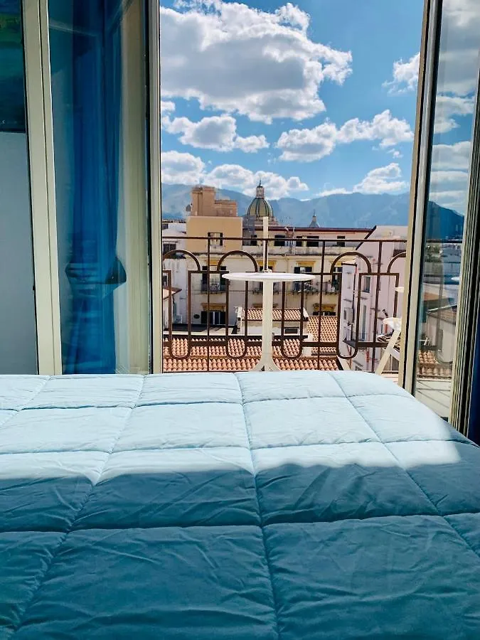 La Maison Del Sole Palermo Bed & Breakfast