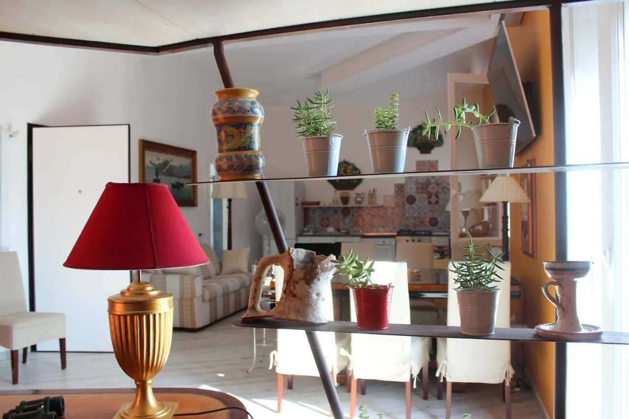 La Maison Del Sole Palermo Bed & Breakfast